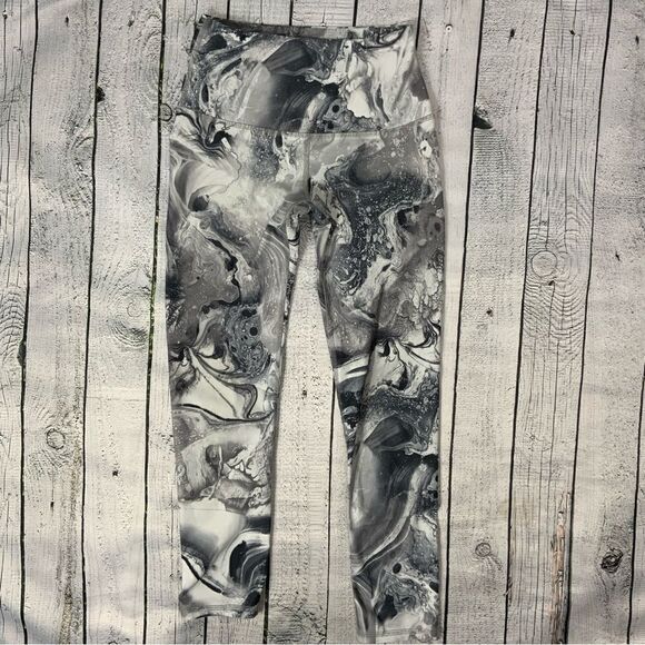 NOLI Marbled Crop Leggings - Picture 1 of 4